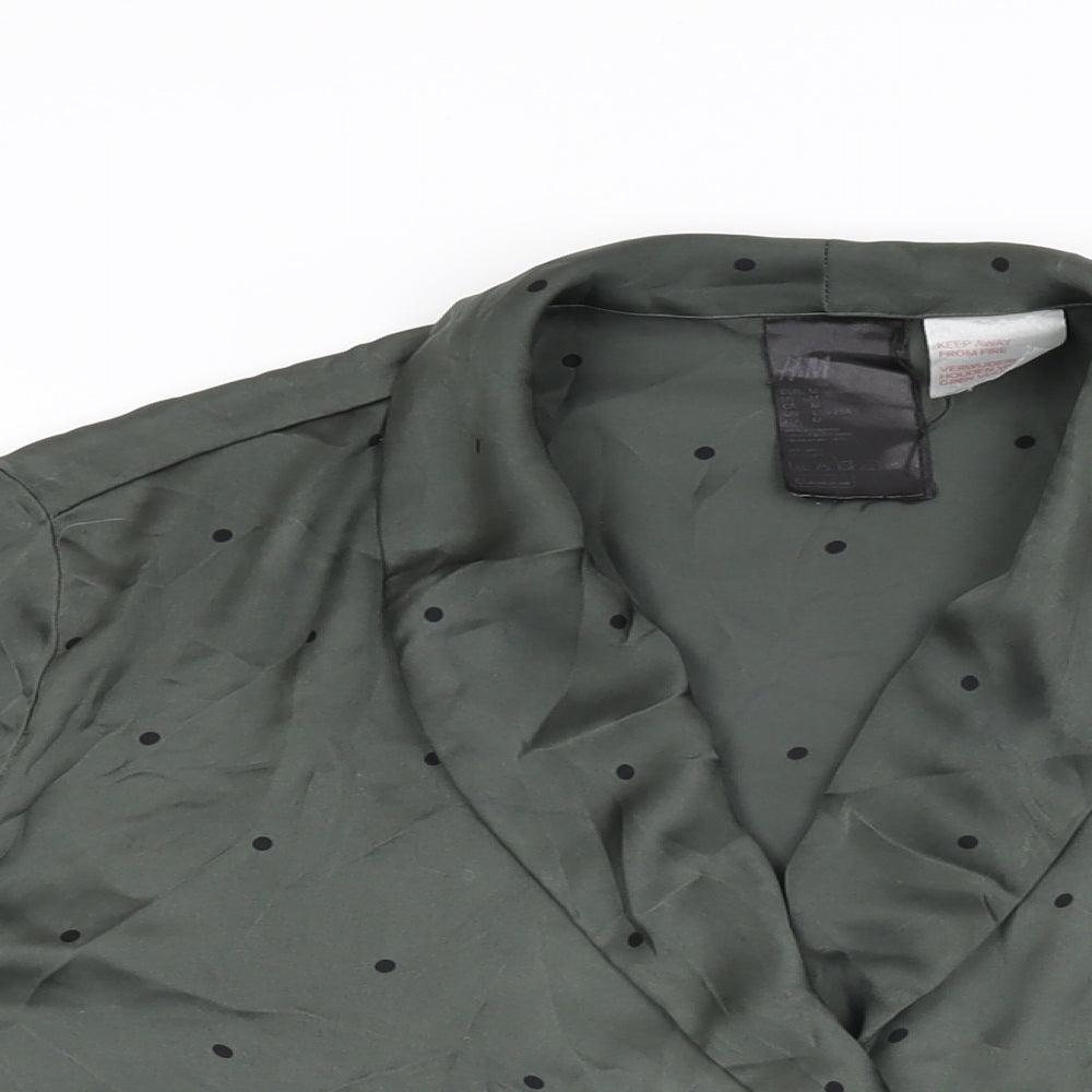 H&M Womens Green Polka Dot Polyester Basic Button-Up Size M V-Neck