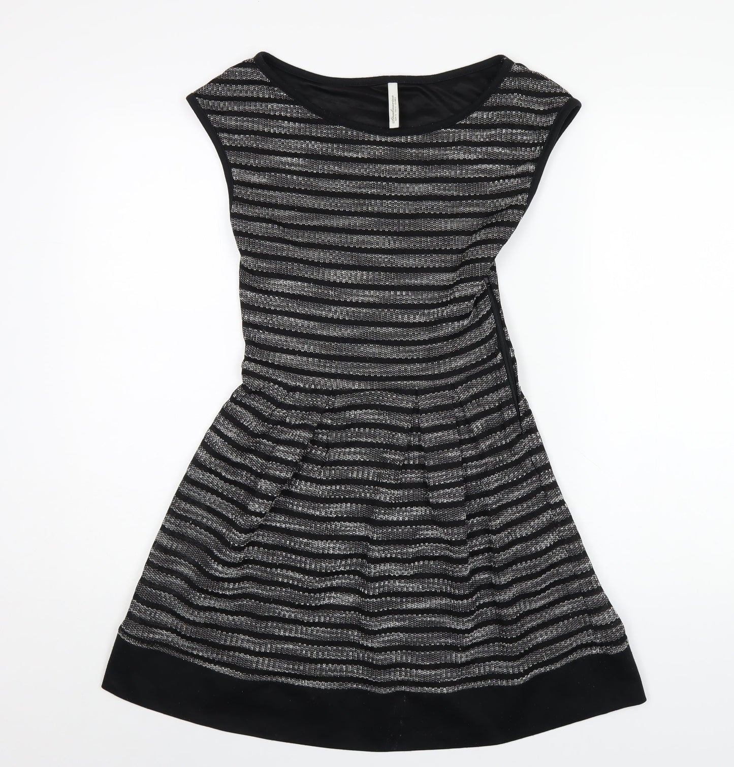 Stradivarius Womens Black Polyester A-Line Size S Round Neck Zip