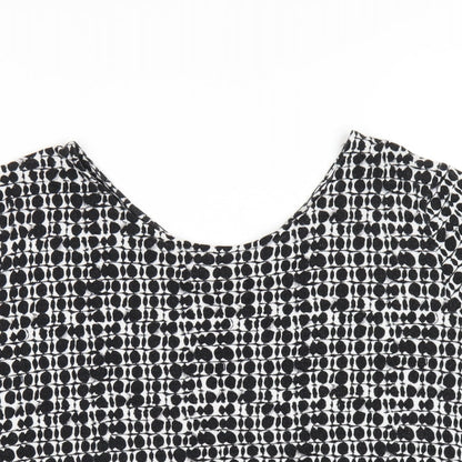 Marks & Spencer Womens Black Geometric Viscose Basic T-Shirt Size 12 Round Neck