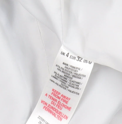Close-up detail of Miss Selfridge Grey Blazer UK 4 Casual Workwear