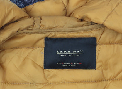 Close-up detail of Zara Grey Puffer Jacket -, size S, Hooded & Lightweight
