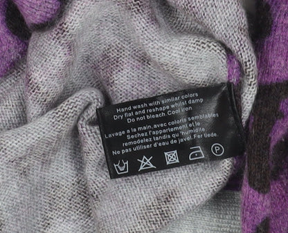 Close-up detail of Purple Animal Print Knit Jumper XS