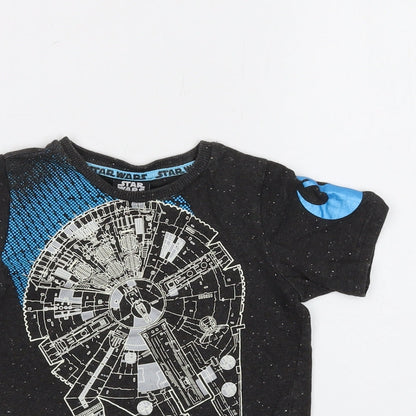 Close-up detail of Star Wars boys’ grey cotton basic t-shirt, size 3-4, years crew neck pullover