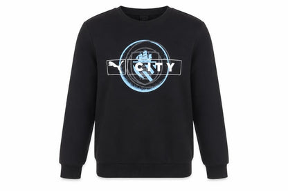 Front view of Puma boys’ black logo sweatshirt 13-14 years