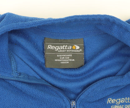 Brand and care label for Regatta Blue Fleece Sweatshirt, boys’ 9-10 years, outdoor essential