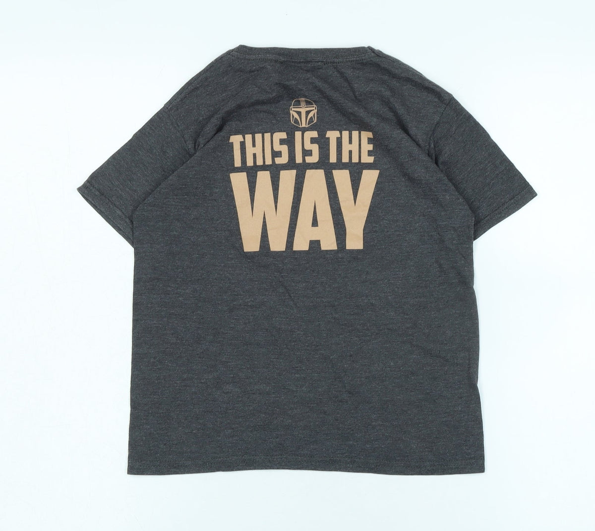 Back view of Star Wars boys’ grey mandalorian t-shirt 7-8 years