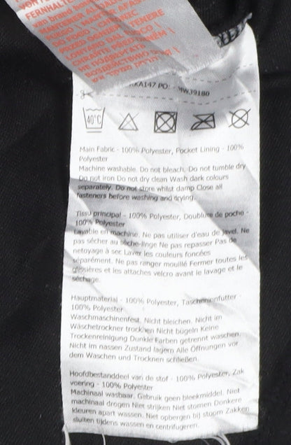 Brand and care label for Regatta boys’ black full zip basic jacket 18 years