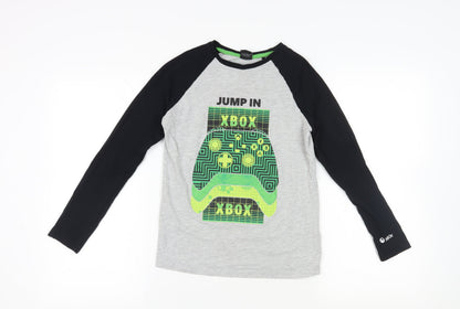 Additional front view of Xbox boys’ grey & black gaming long sleeve t-shirt 12-13 years