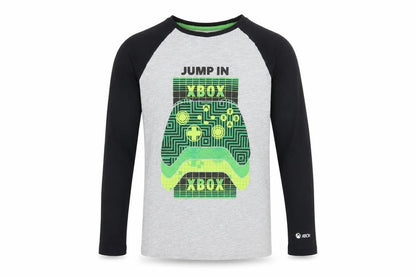 Front view of Xbox boys’ grey & black gaming long sleeve t-shirt 12-13 years