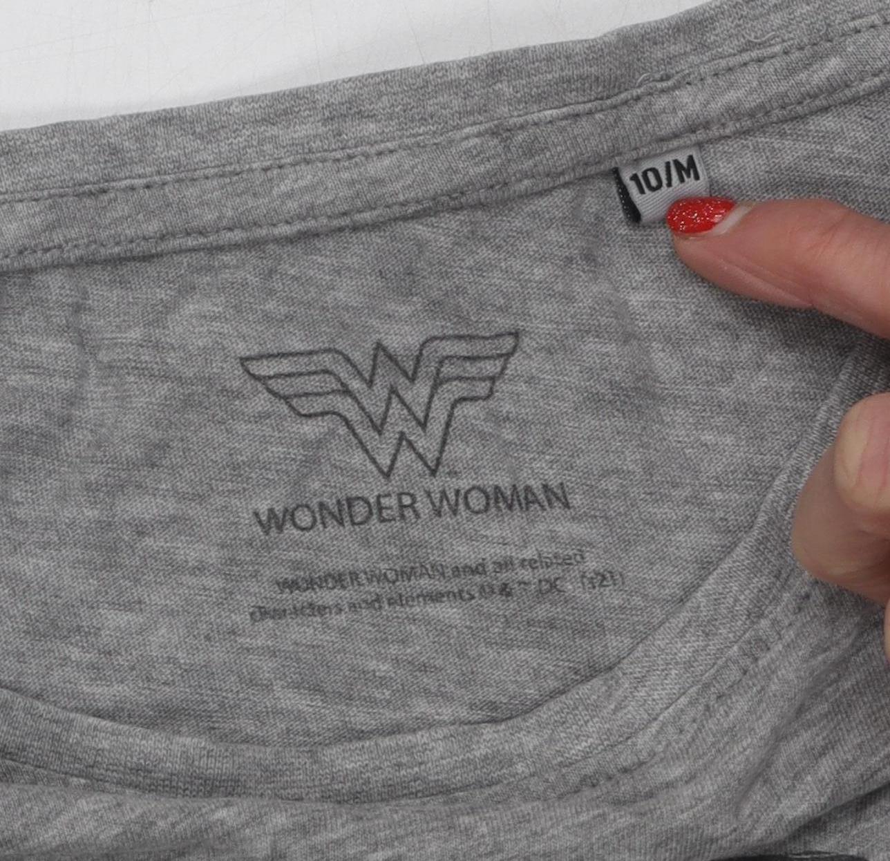 Wonder Woman Women's Grey T-Shirt Size 10 Comic Style
