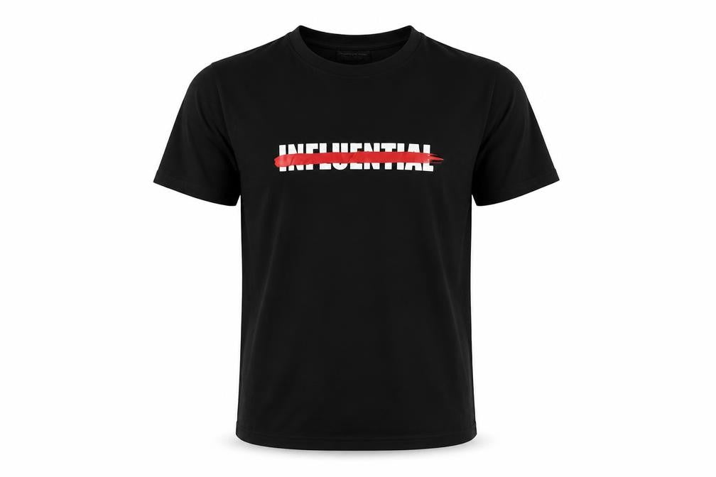 Manière de Voir Men's Black Graphic T-Shirt Medium