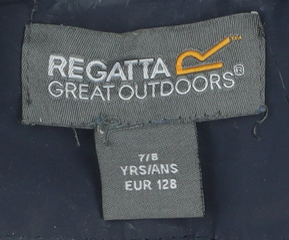 Close-up detail of Regatta boys’ blue windbreaker jacket 8y waterproof hooded