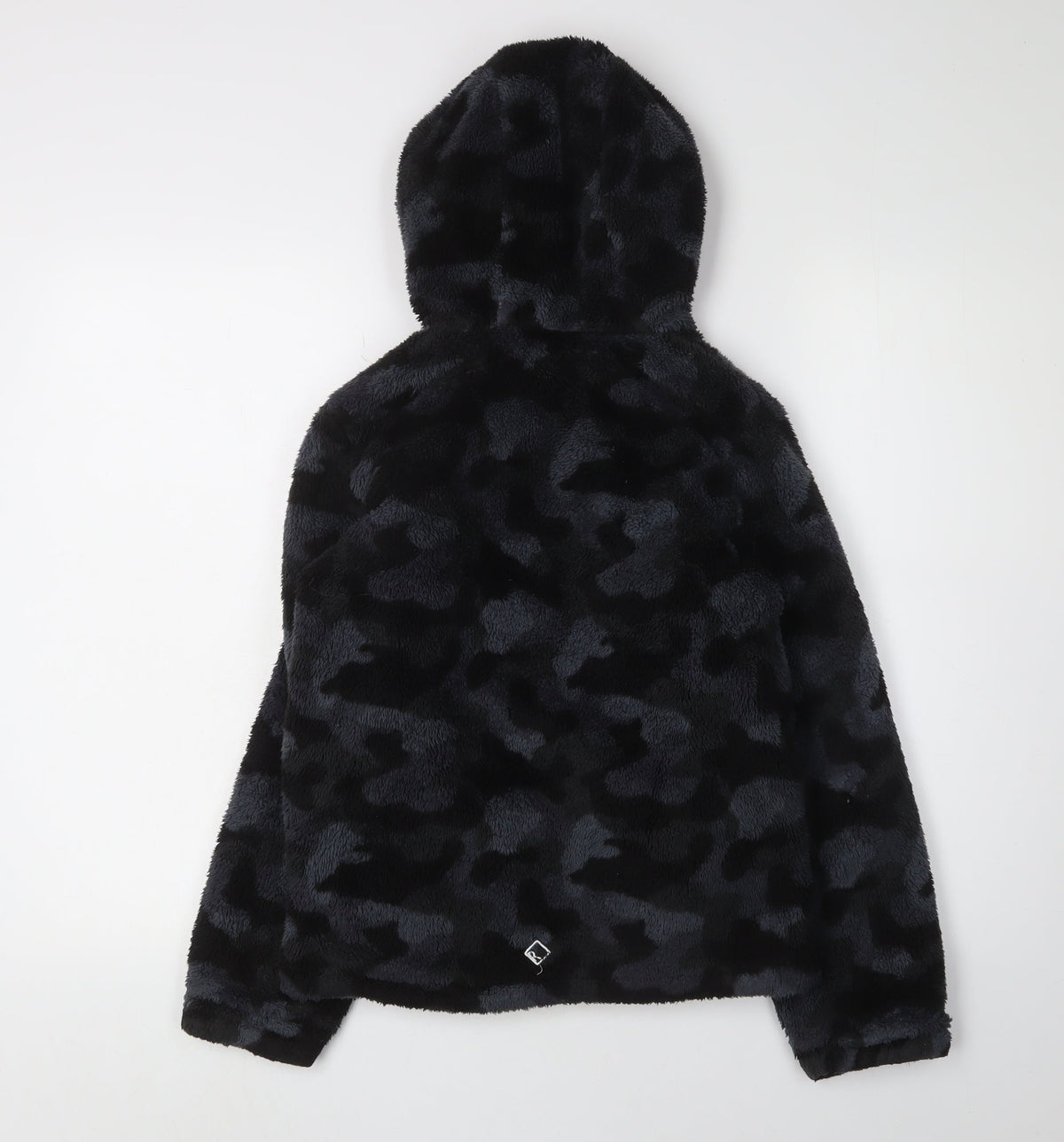 Back view of Regatta boys’ black camouflage puffer jacket 11-12 years