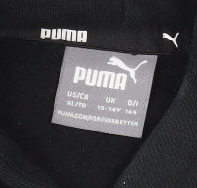 Close-up detail of Puma boys’ black xl hoodie with logo - casual comfort