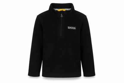 Front view of Regatta boys’ black fleece 1/4 zip sweatshirt, size 6-7