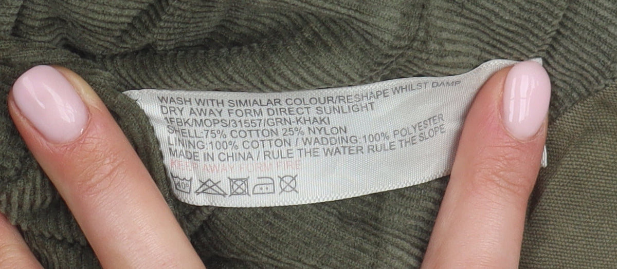 Brand and care label for FatFace girls’ green bodywarmer 12-13 years, cotton lined