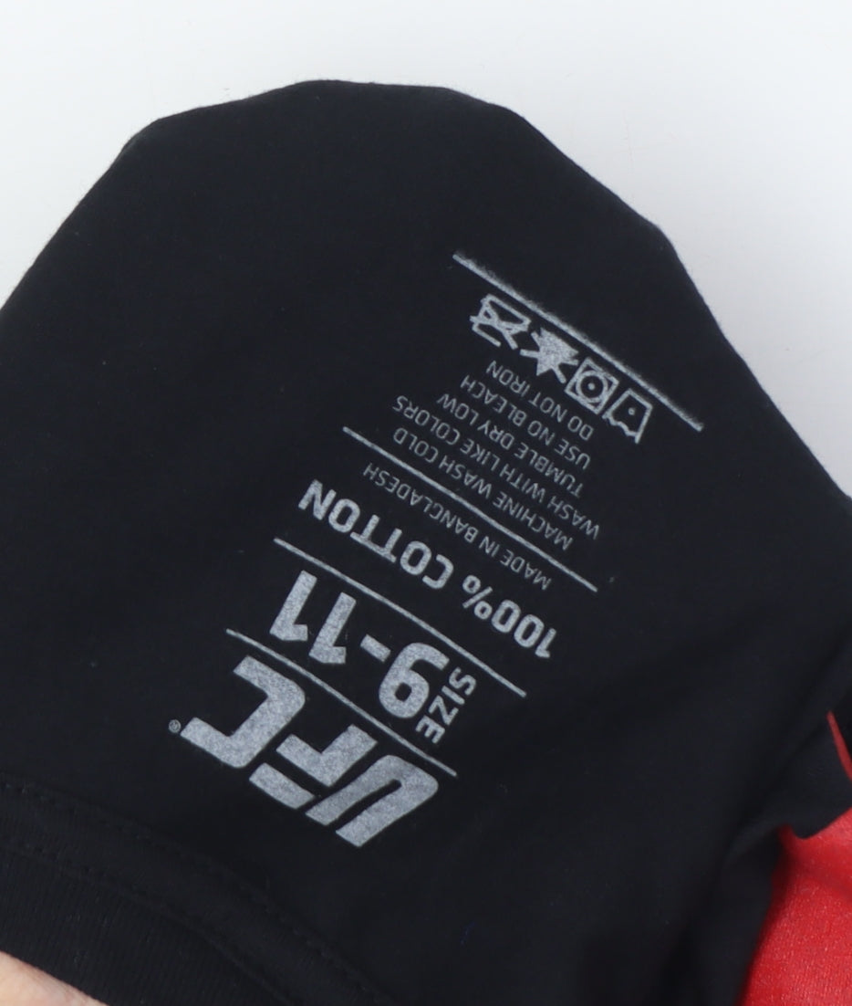 Close-up detail of UFC boys’' black graphic t-shirt 9-11 years