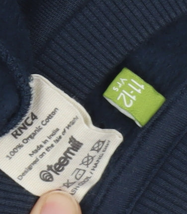 Close-up detail of Teemill boys’ space blue sweatshirt 11-12 years pullover