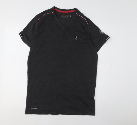 Legend's Men Black V-Neck Contrast Trim T-Shirt M