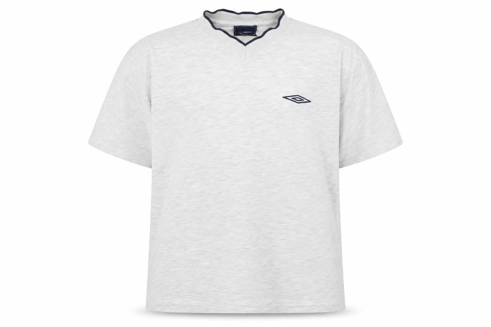 Umbro Boys Grey V-Neck T-Shirt Size 12 - Casual Basic Style