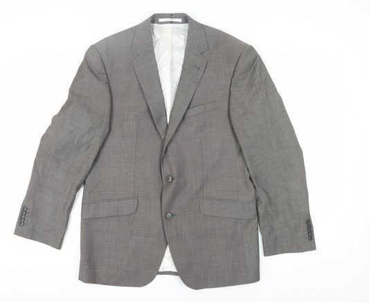 Baumler Men's Grey suit jacket, size 40.
