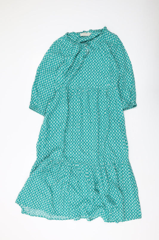 Cream Women's Green Geometric Midi Dress