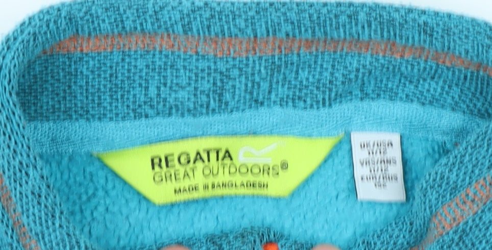 Close-up detail of Regatta boys’ blue fleece sweatshirt, size 12, casual, lightweight