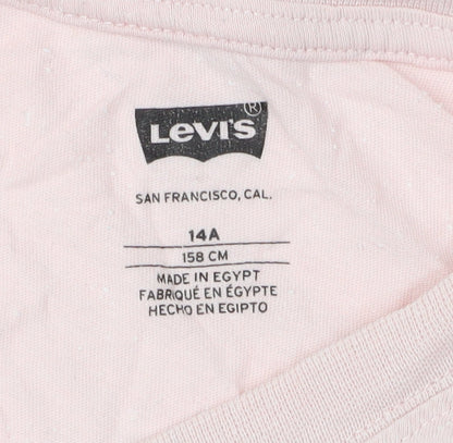 Close-up detail of Levi's girls’ pink logo t-shirt, size 14 plus, short sleeve