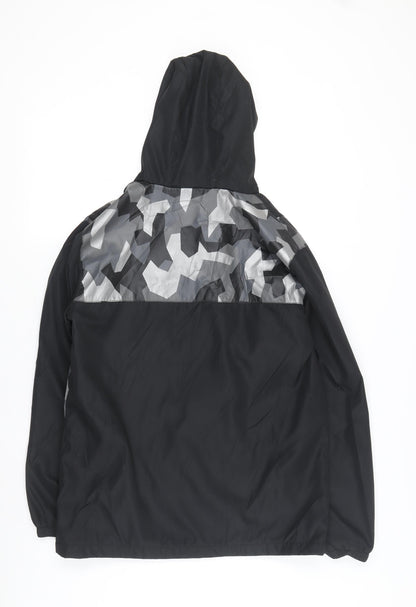 Back view of Sonneti boys’ black camo anorak jacket xl