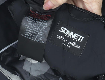 Close-up detail of Sonneti boys’ black camo anorak jacket xl