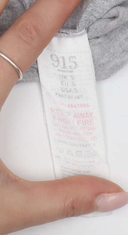 Brand and care label for Friends girls’ grey graphic t-shirt s regular fit casual