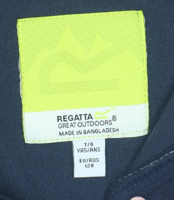 Close-up detail of Regatta boys’ blue 1/4 zip fleece sweatshirt, size 7-8