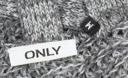 Close-up detail of Only Women's Grey V-Neck Knit jumper, size M