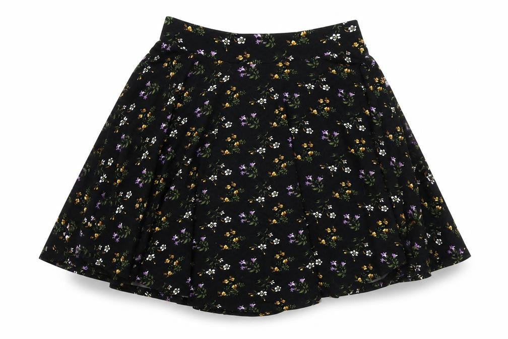 Oasis Women's Black Floral Flare Skirt - S