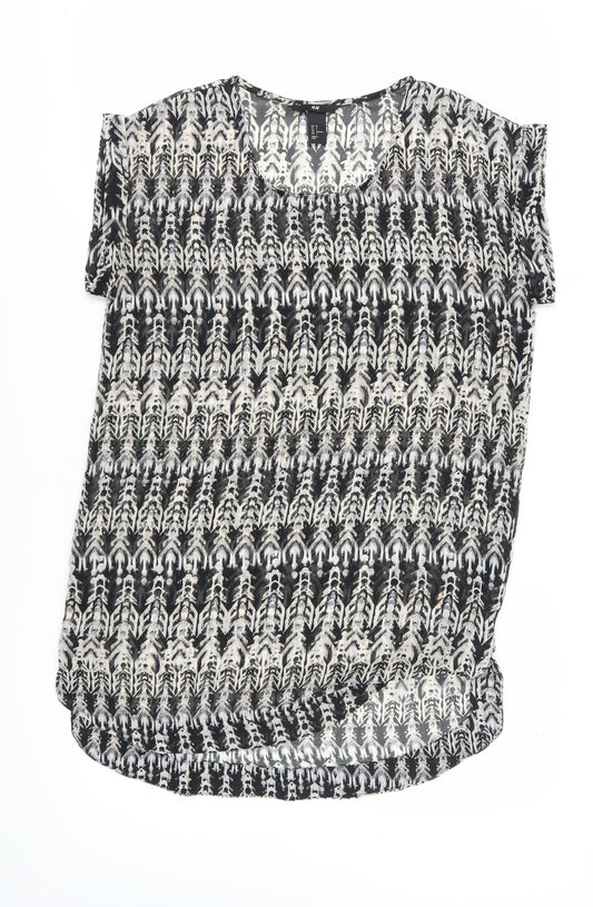 H&M Women's Black Geometric T-Shirt, Size 8, Casual