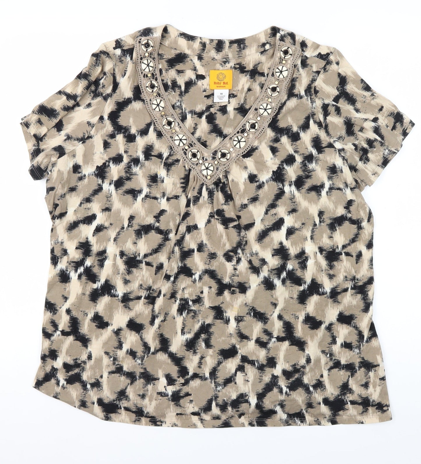 Ruby Rd. Women's Beige Animal Print T-Shirt