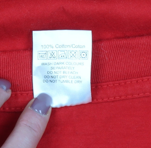 Ad Men's Red Medium 'Canada' Crew Neck T-Shirt