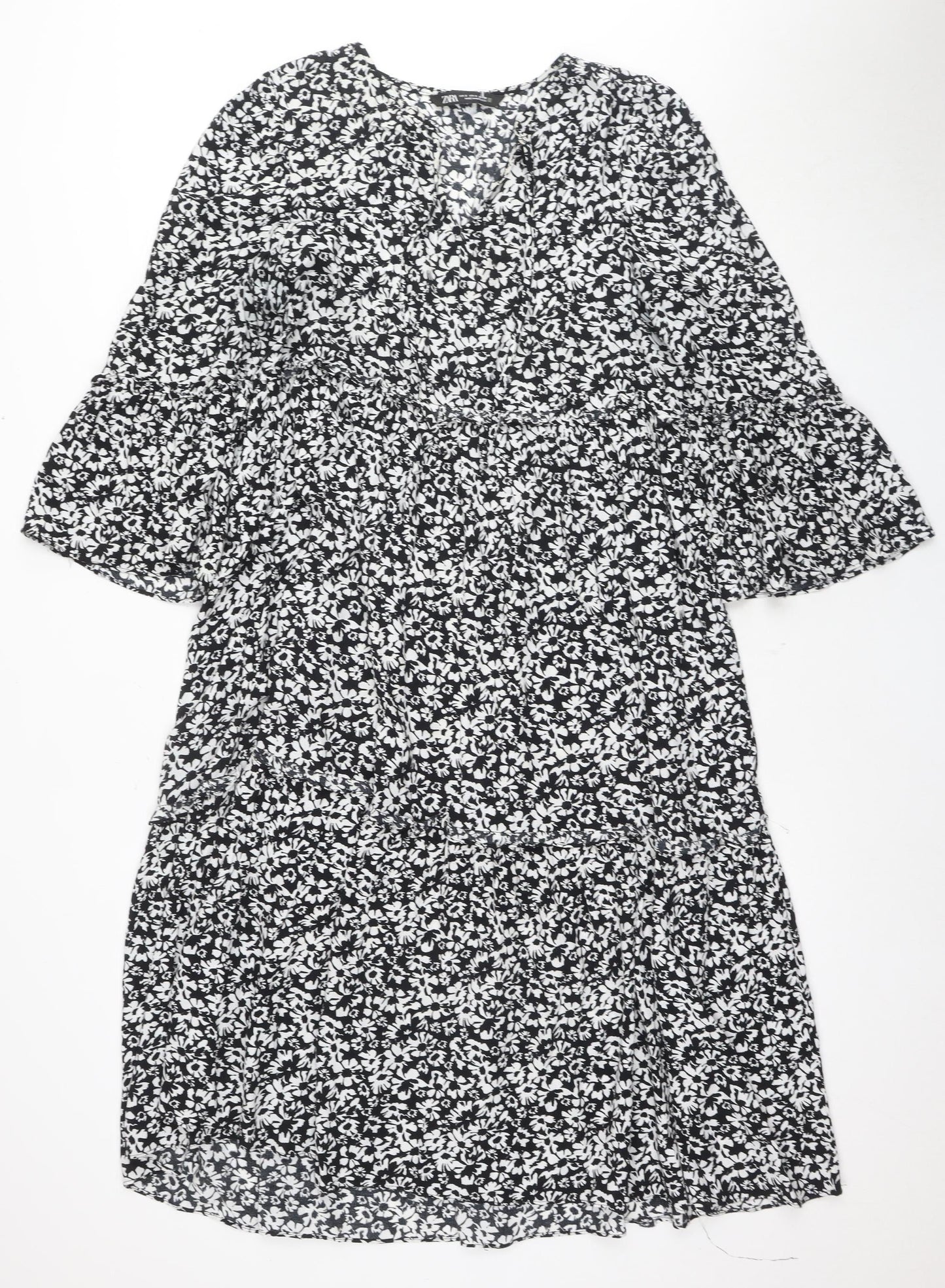 Zara Women’s Black Floral Dress in Size S