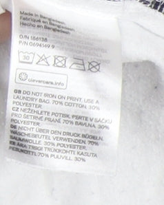 Brand and care label for H&M girls’ white 'new york' sweatshirt 146 pullover