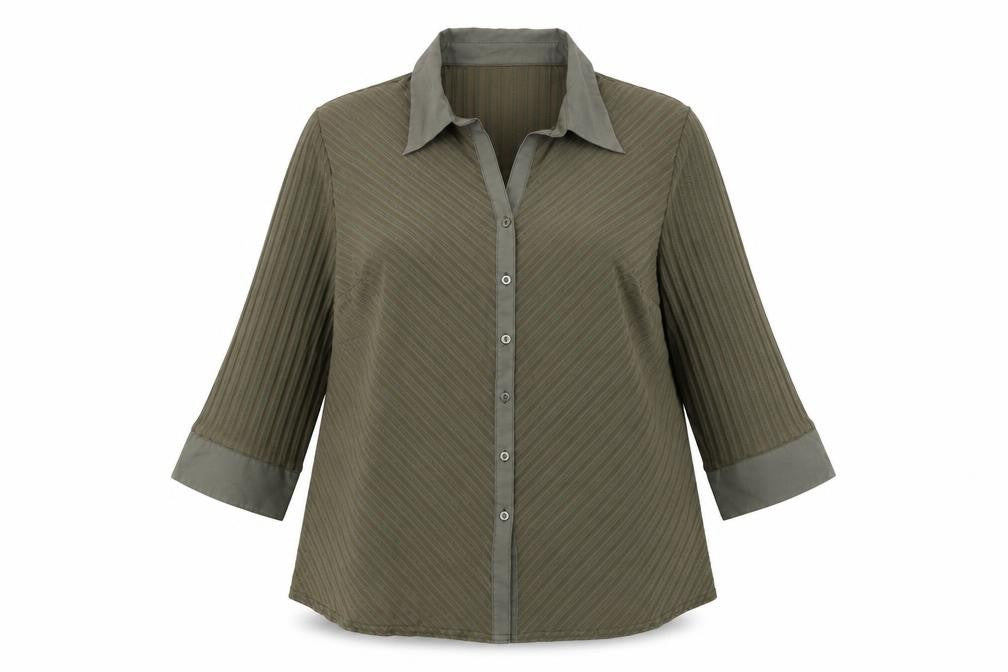 ESSENCE Women's Green Button-Up 3/4 Sleeve Shirt