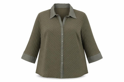 Essence Women's Green Button-Up 3/4 Sleeve Shirt