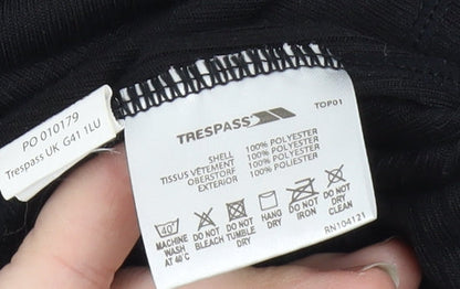 Close-up detail of Trespass boys’ black long sleeve 1/4 zip pullover t-shirt