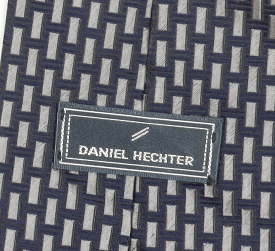 Daniel Hechter Men's Black Geometric Silk Designer Tie