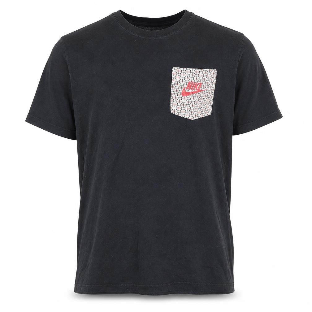 Nike Men's Black L T-Shirt with Logo Pocket