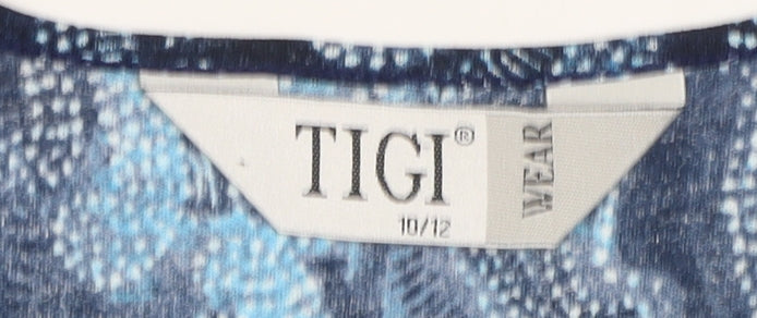 Tigi Women's Blue Geometric V-Neck T-Shirt M