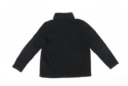 Back view of TOG24 boys’ black fleece pullover hoodie 9-10 years