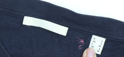 Close-up detail of ESPRIT Women's Blue Animal Print L Basic T-Shirt