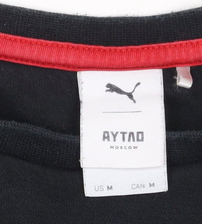 Close-up detail of Puma Men's Black Pullover Sweatshirt M
