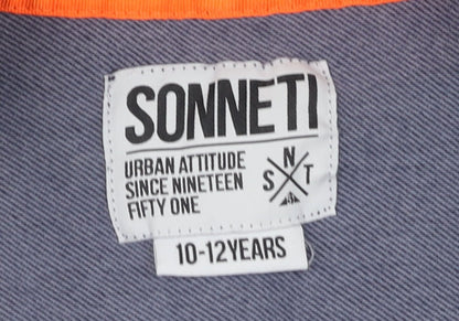 Brand and care label for Sonneti boys’ navy sleeveless hooded jacket 10-12 years
