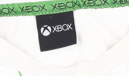 Close-up detail of Xbox boys’' white graphic t-shirt 11-12 years, gaming style